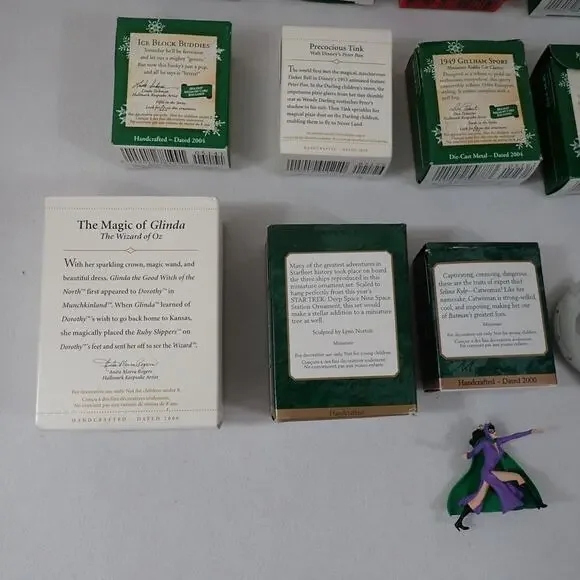 Hallmark Miniature Keepsake Ornaments 31 pcs w/Wood Shadow Box Memory Tree LN